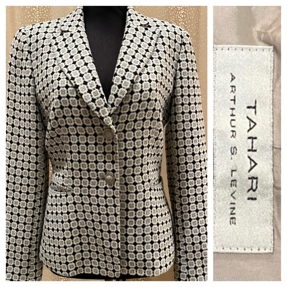 TAHARI Blazer
